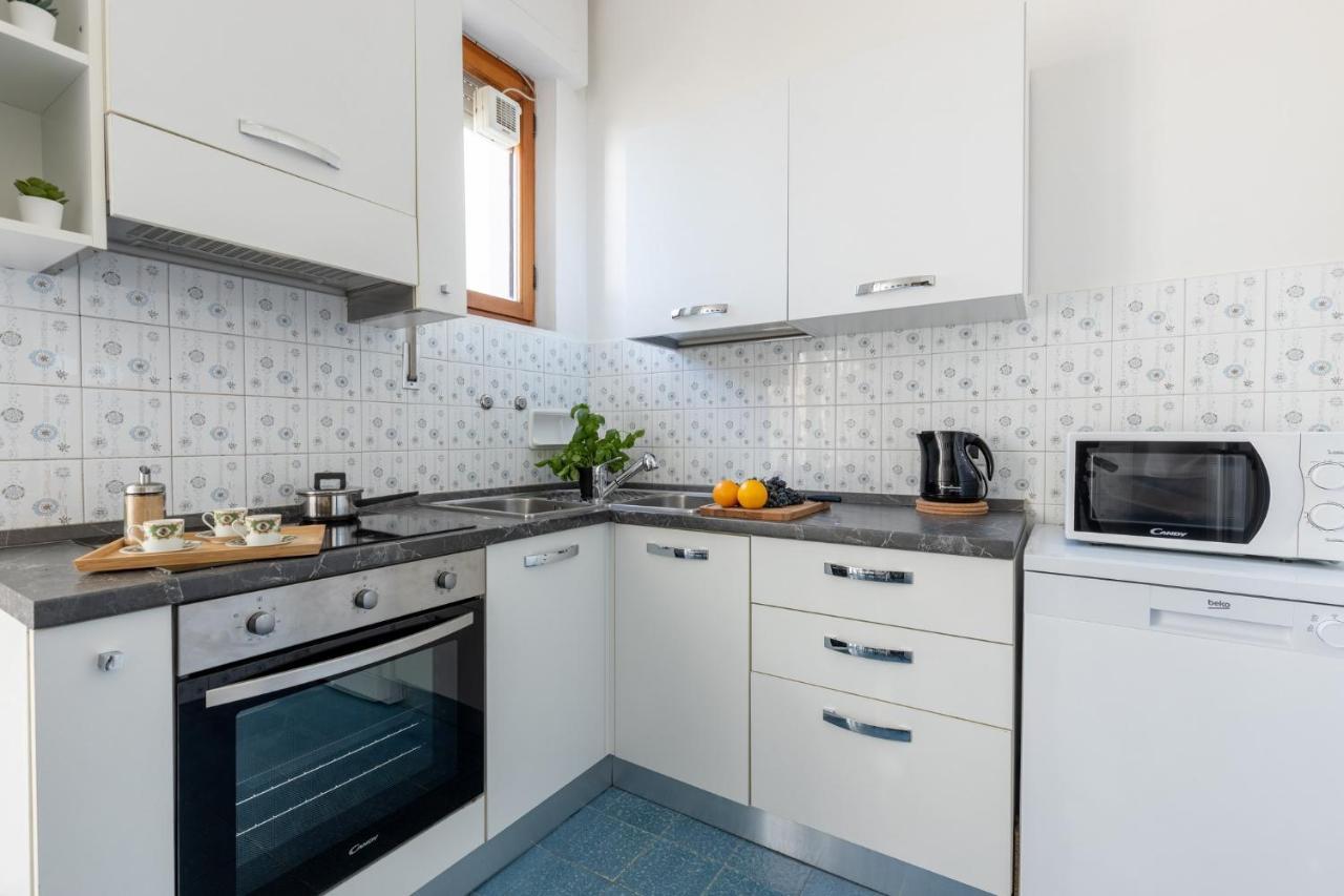 Pisa Quiet And Bright Flats With Balcony Apartment Bagian luar foto